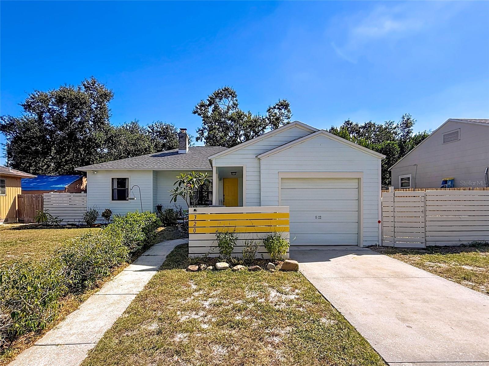 320 KINGSTON ST S, ST PETERSBURG, FL, 33711