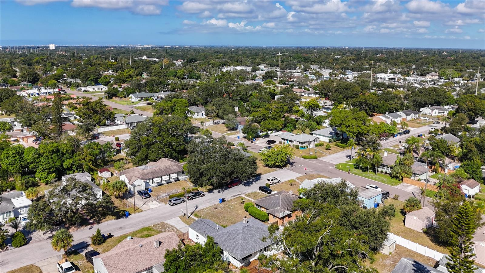 320 KINGSTON ST S, ST PETERSBURG, FL, 33711