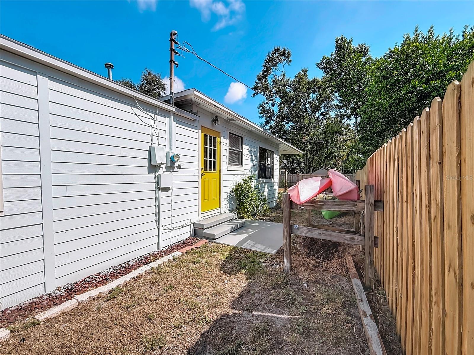 320 KINGSTON ST S, ST PETERSBURG, FL, 33711