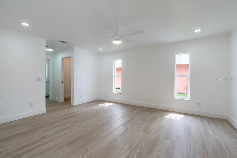 16275 HORIZON RD, NORTH FORT MYERS, FL, 33917