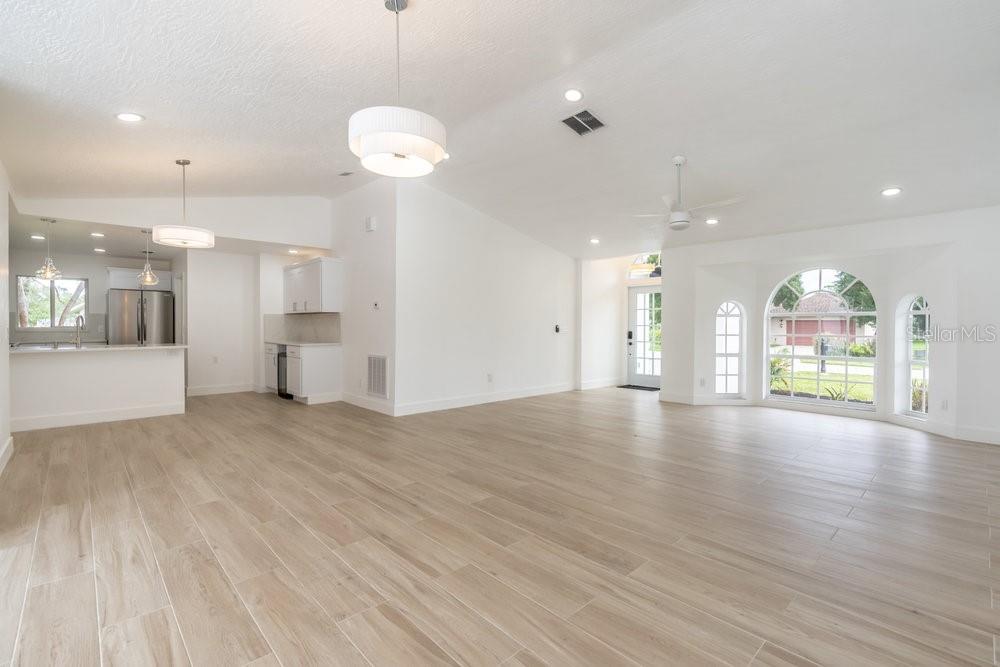 16275 HORIZON RD, NORTH FORT MYERS, FL, 33917