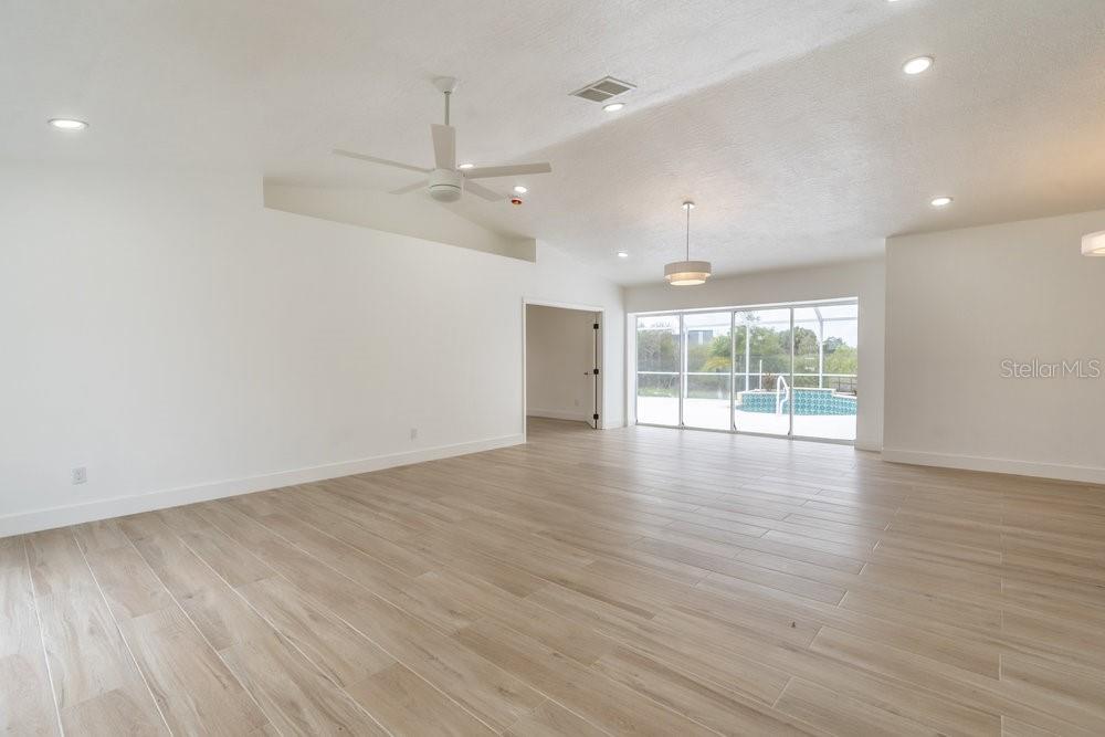 16275 HORIZON RD, NORTH FORT MYERS, FL, 33917