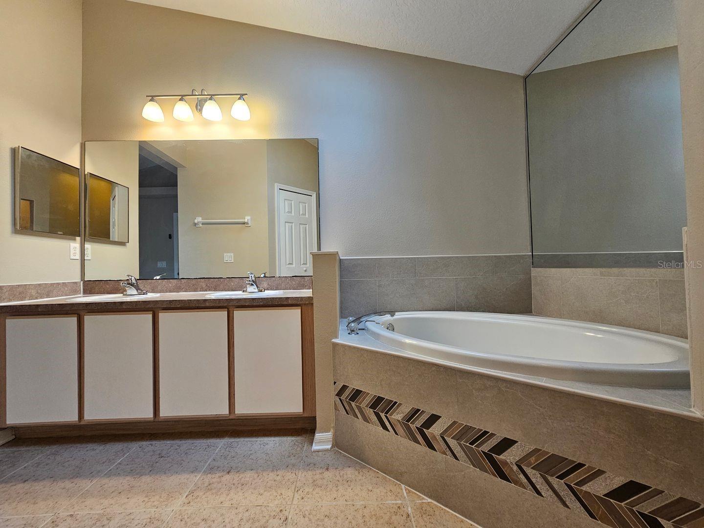 1528 RIDGE POINTE DR, ORLANDO, FL, 32808