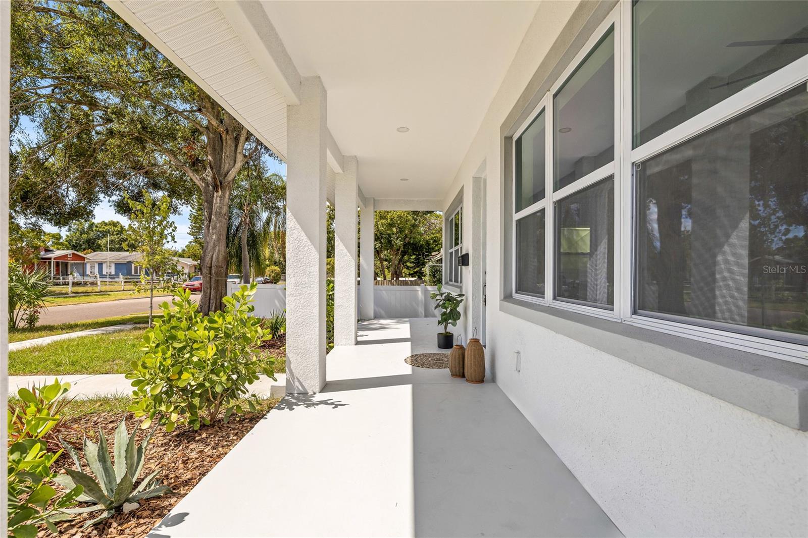 6901 3RD AVE N, ST PETERSBURG, FL, 33710