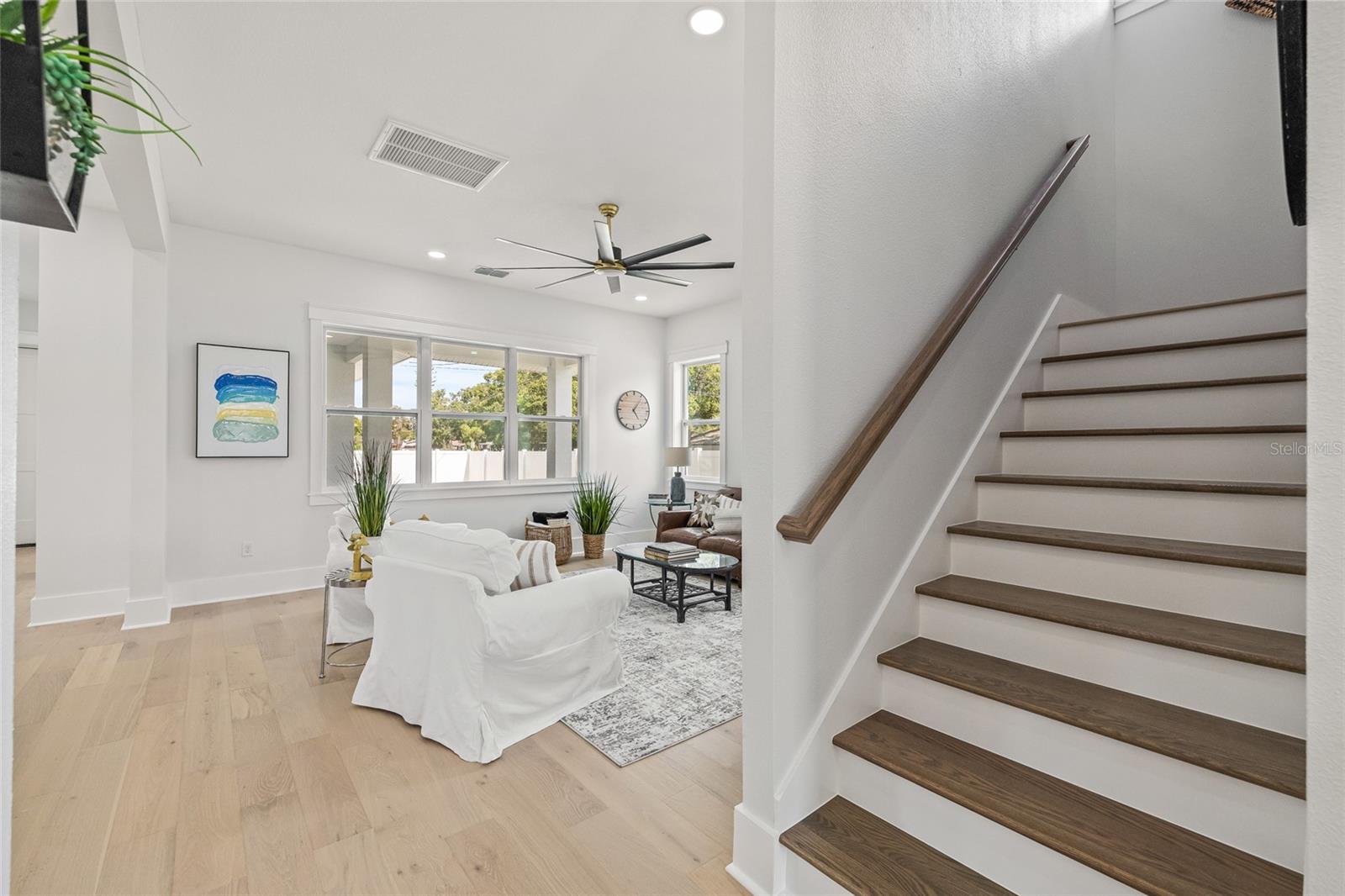 6901 3RD AVE N, ST PETERSBURG, FL, 33710