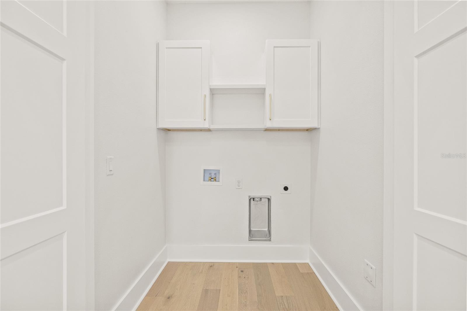 6901 3RD AVE N, ST PETERSBURG, FL, 33710