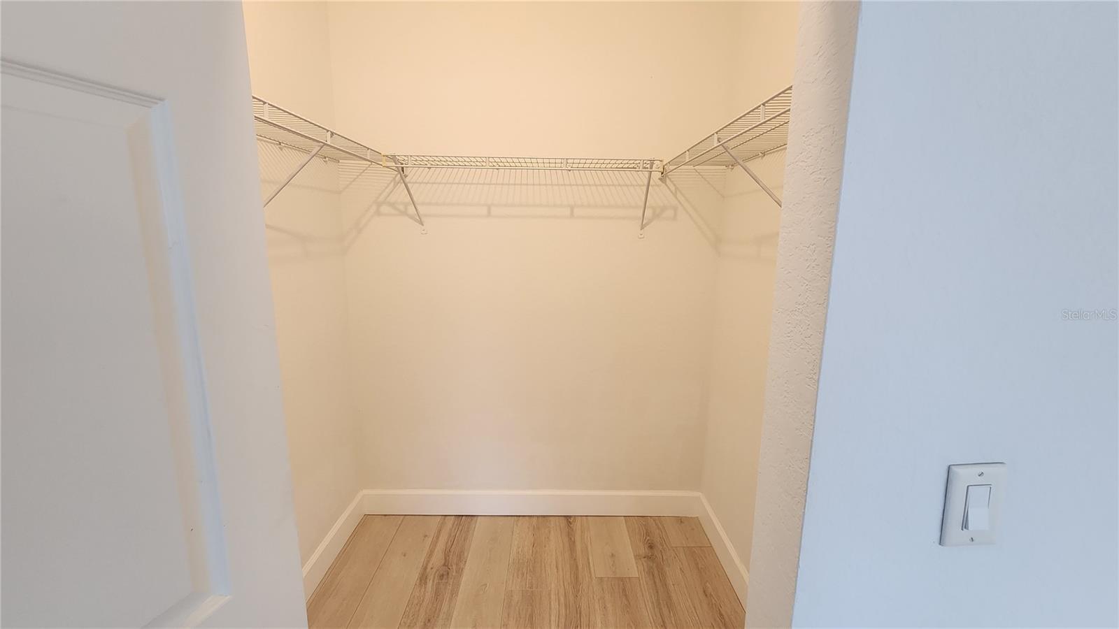 2316 GRAND CENTRAL PKWY #10, ORLANDO, FL, 32839