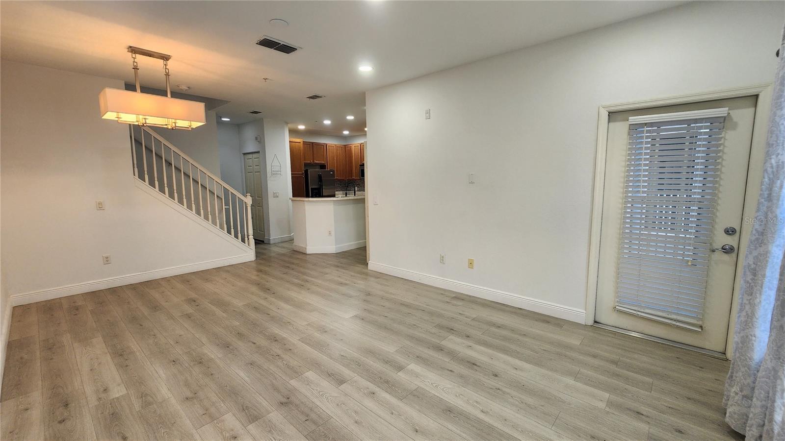 2316 GRAND CENTRAL PKWY #10, ORLANDO, FL, 32839