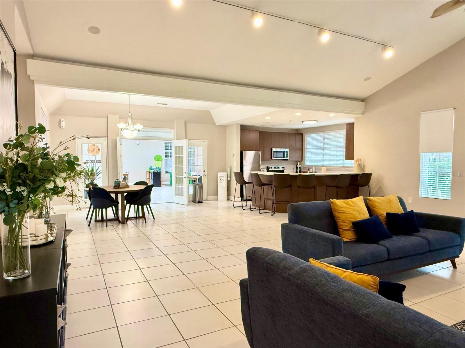 3846 BAY CLUB CIR #104, KISSIMMEE, FL, 34741