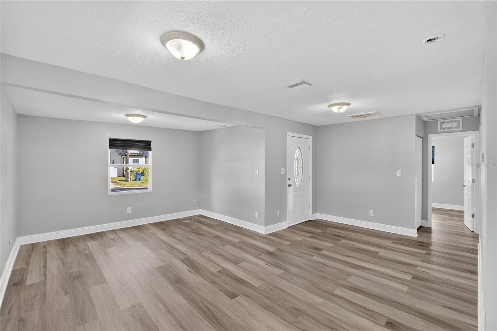 1407 E JEAN ST, TAMPA, FL, 33604