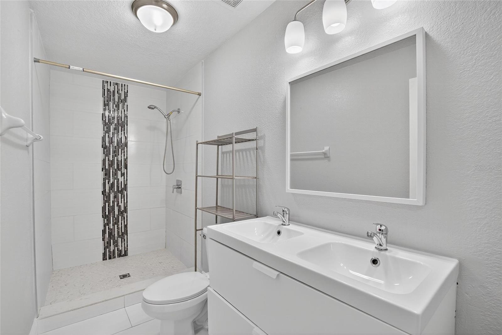 1407 E JEAN ST, TAMPA, FL, 33604