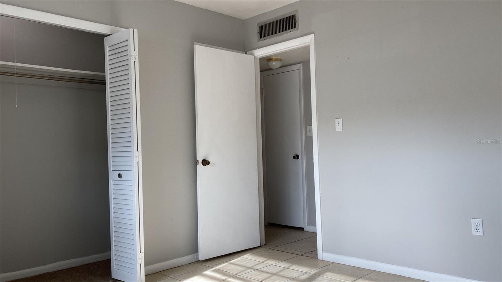 3718 W MCKAY AVE #206, TAMPA, FL, 33609