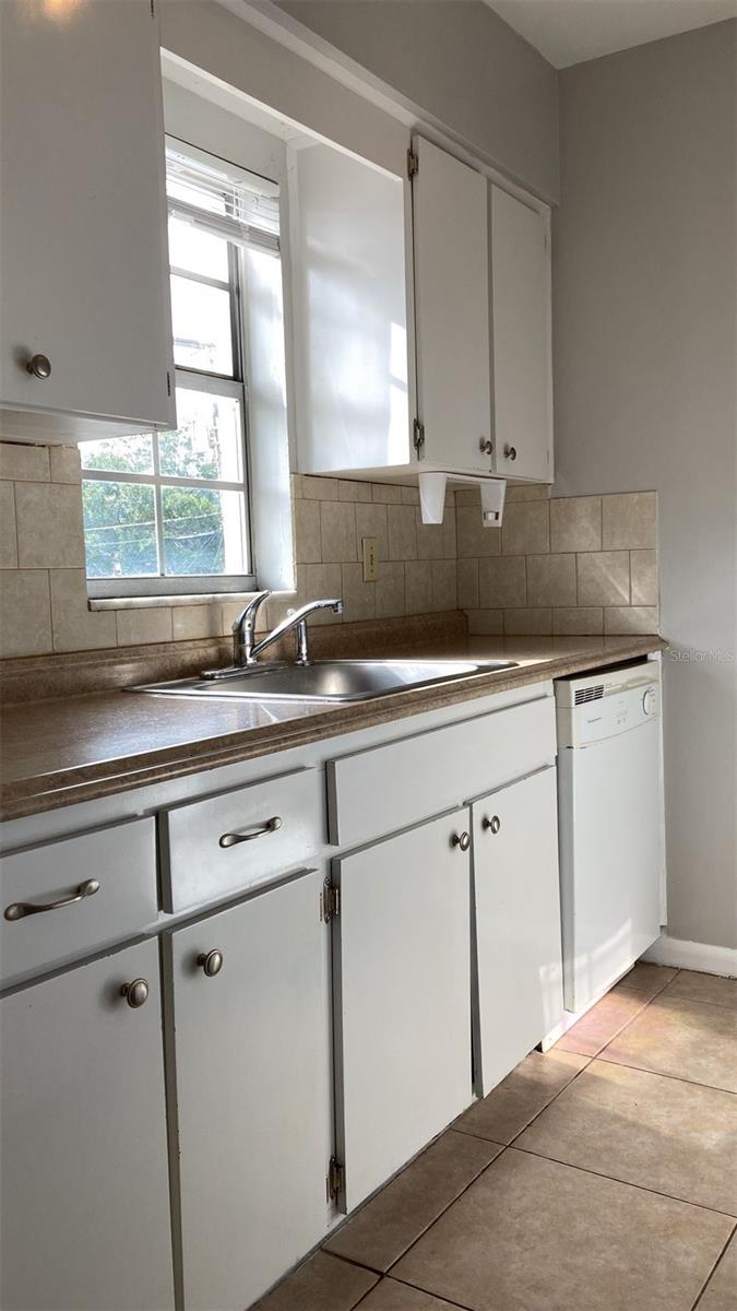 3718 W MCKAY AVE #206, TAMPA, FL, 33609