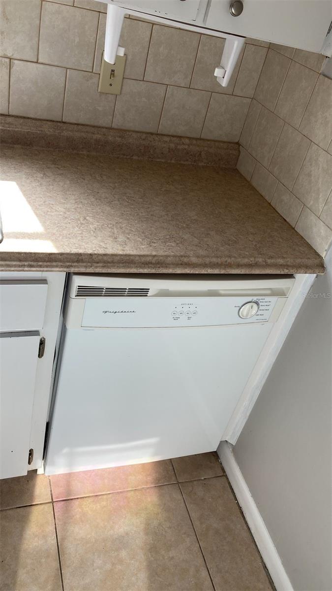 3718 W MCKAY AVE #206, TAMPA, FL, 33609