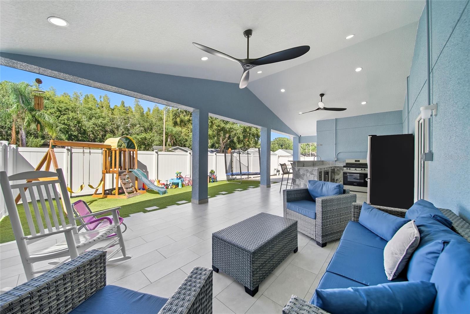 12421 PEPPERFIELD DR, TAMPA, FL, 33624