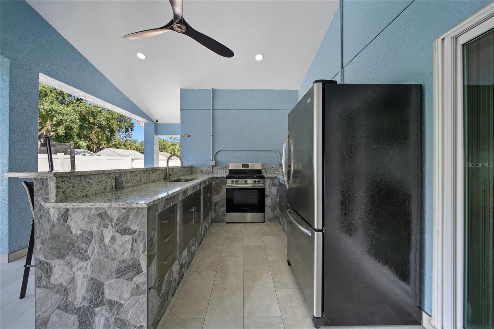 12421 PEPPERFIELD DR, TAMPA, FL, 33624