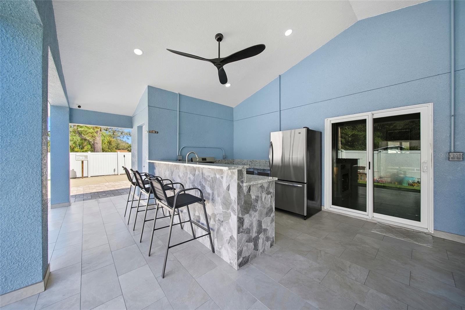 12421 PEPPERFIELD DR, TAMPA, FL, 33624