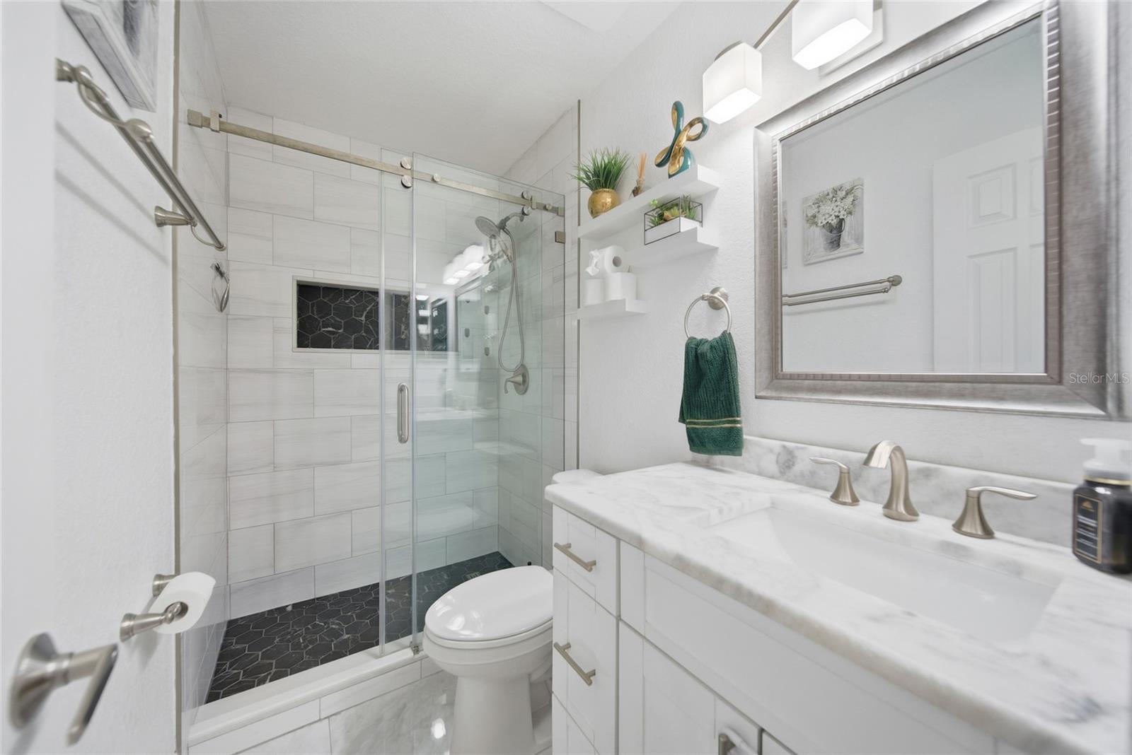 12421 PEPPERFIELD DR, TAMPA, FL, 33624