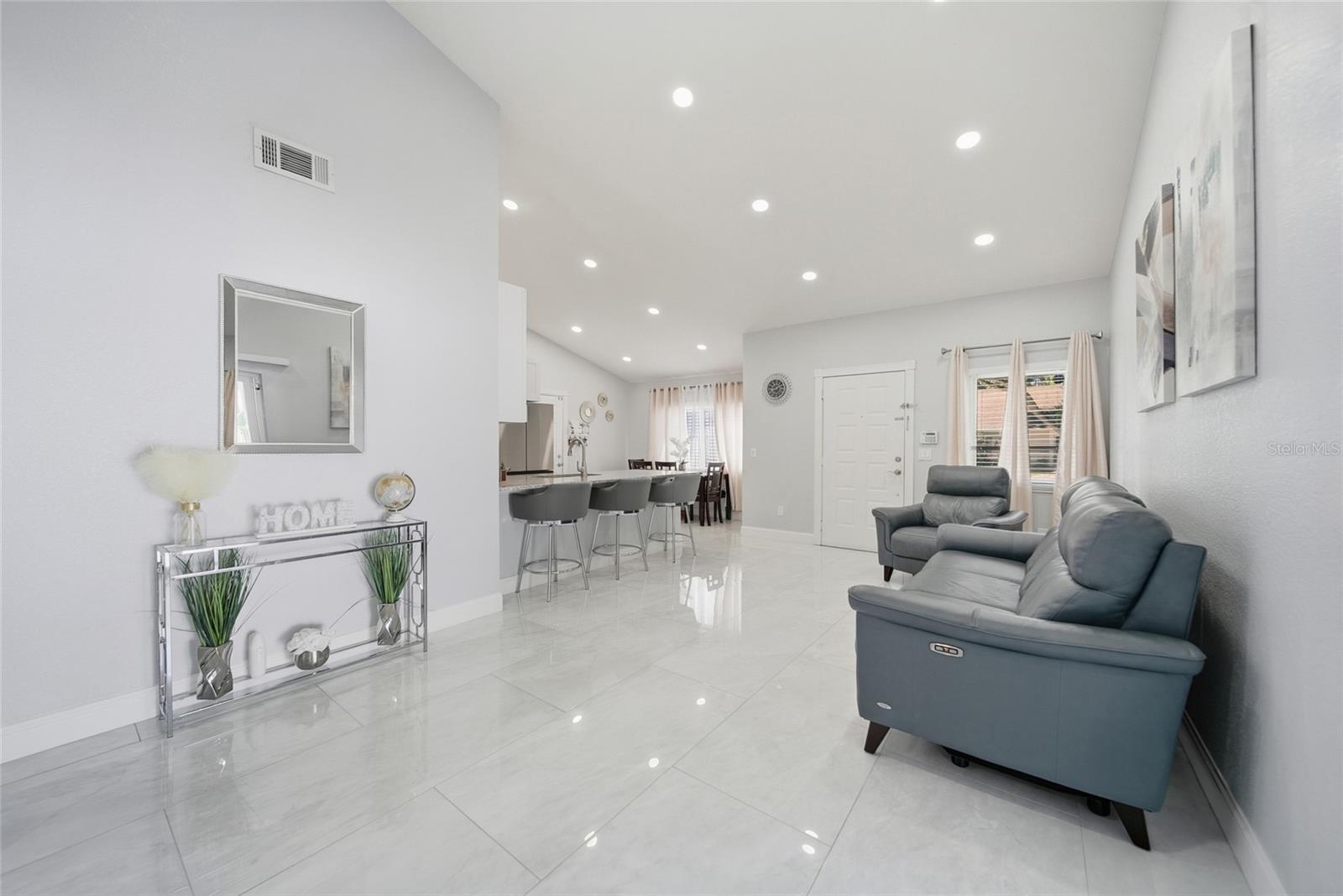 12421 PEPPERFIELD DR, TAMPA, FL, 33624