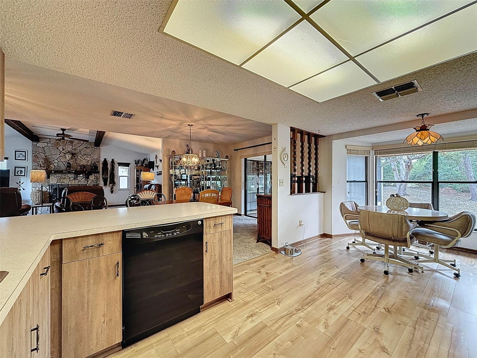 8950 HERNANDO WAY, WEEKI WACHEE, FL, 34613