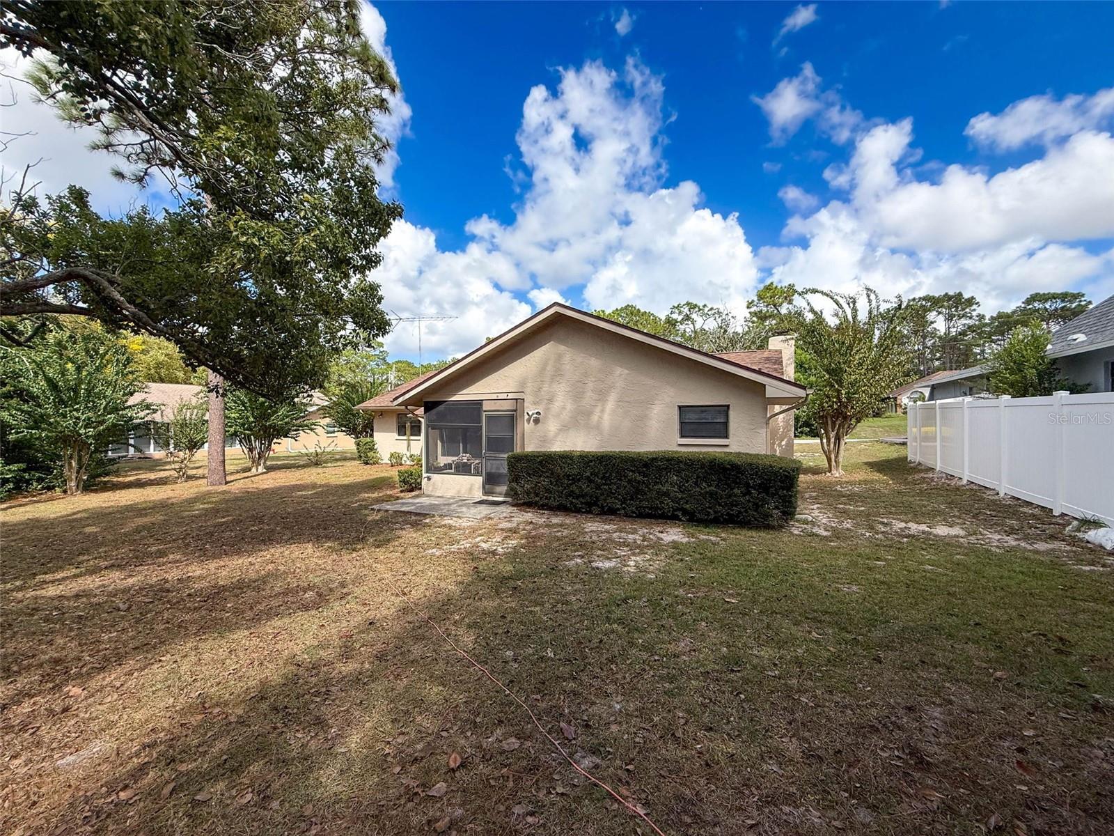 8950 HERNANDO WAY, WEEKI WACHEE, FL, 34613