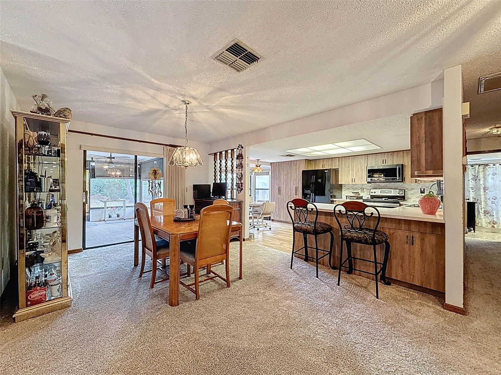 8950 HERNANDO WAY, WEEKI WACHEE, FL, 34613