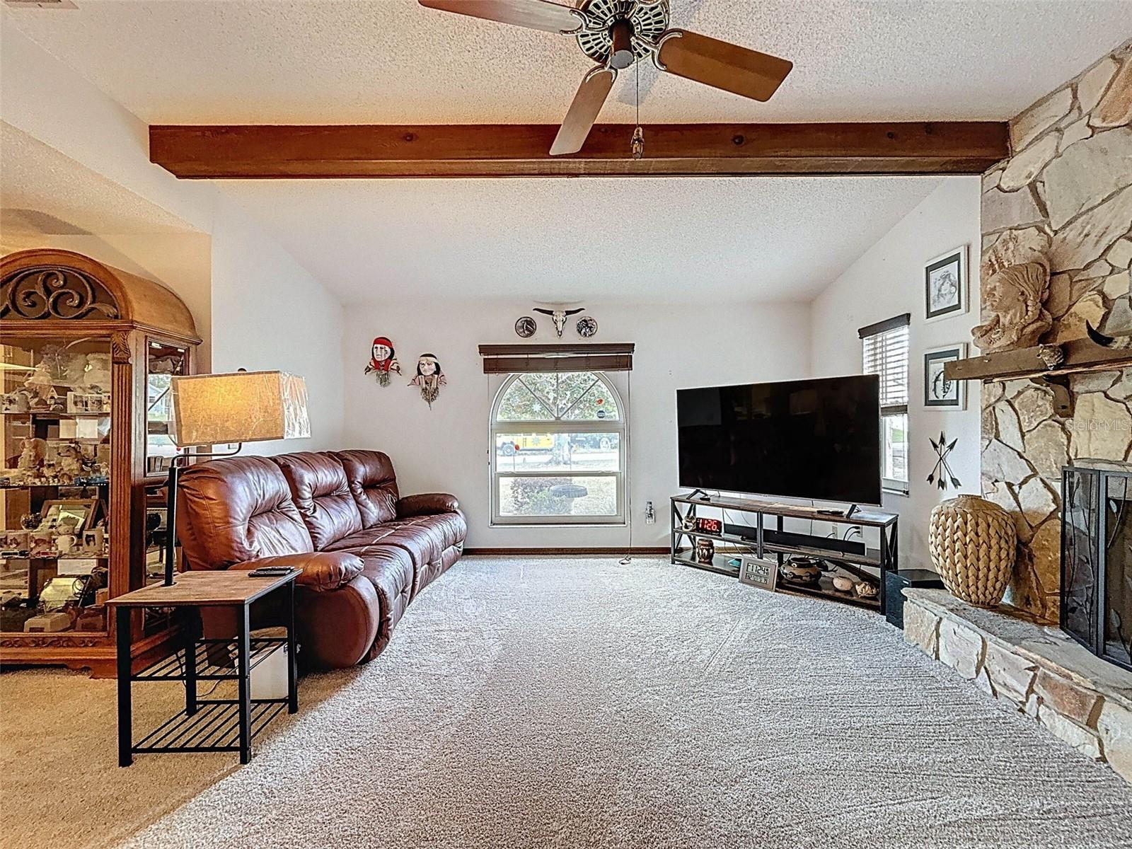 8950 HERNANDO WAY, WEEKI WACHEE, FL, 34613