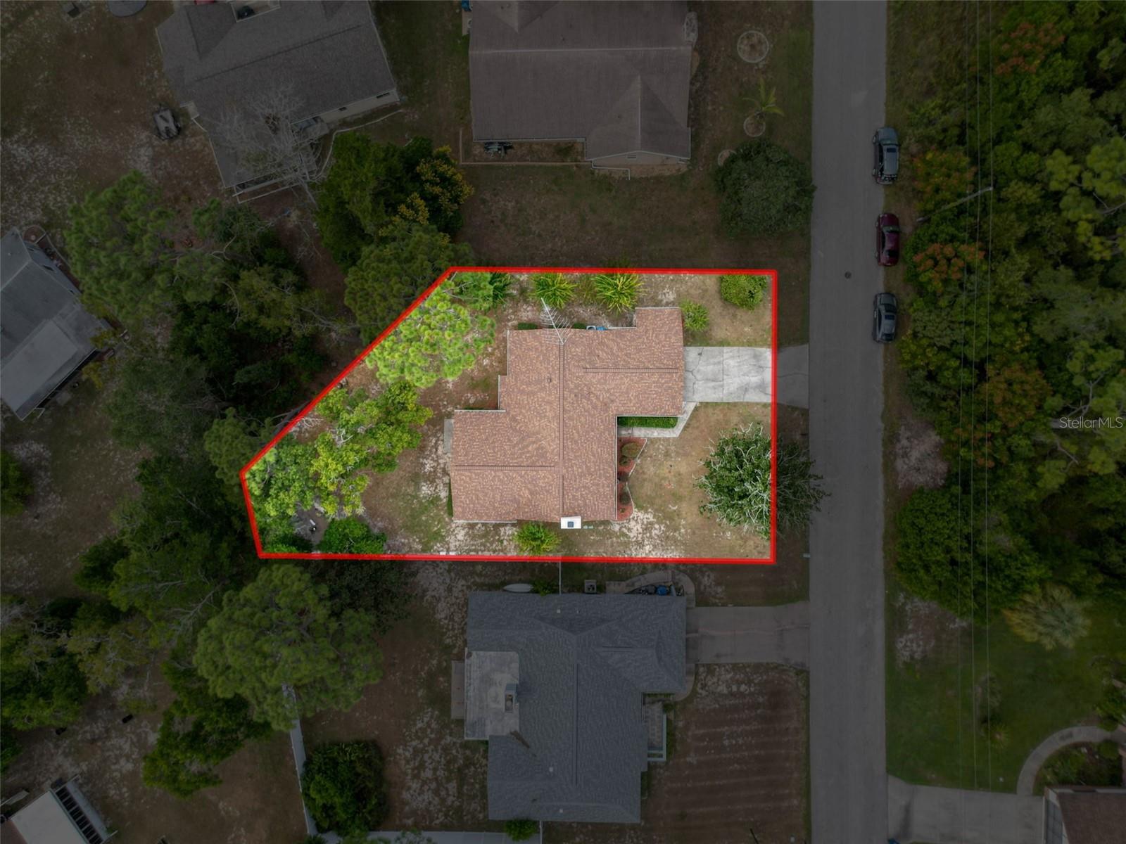 8950 HERNANDO WAY, WEEKI WACHEE, FL, 34613