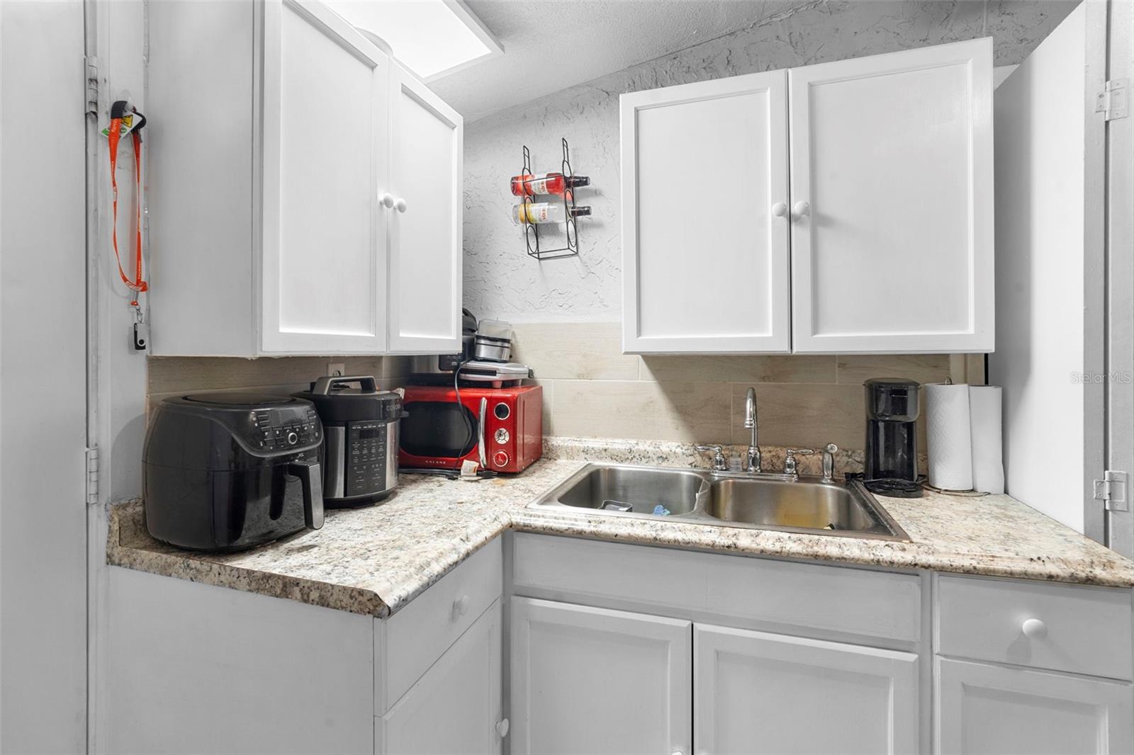 90 NANCY LEE AVE, ORLANDO, FL, 32807