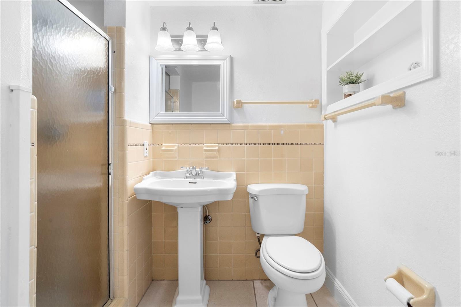 90 NANCY LEE AVE, ORLANDO, FL, 32807