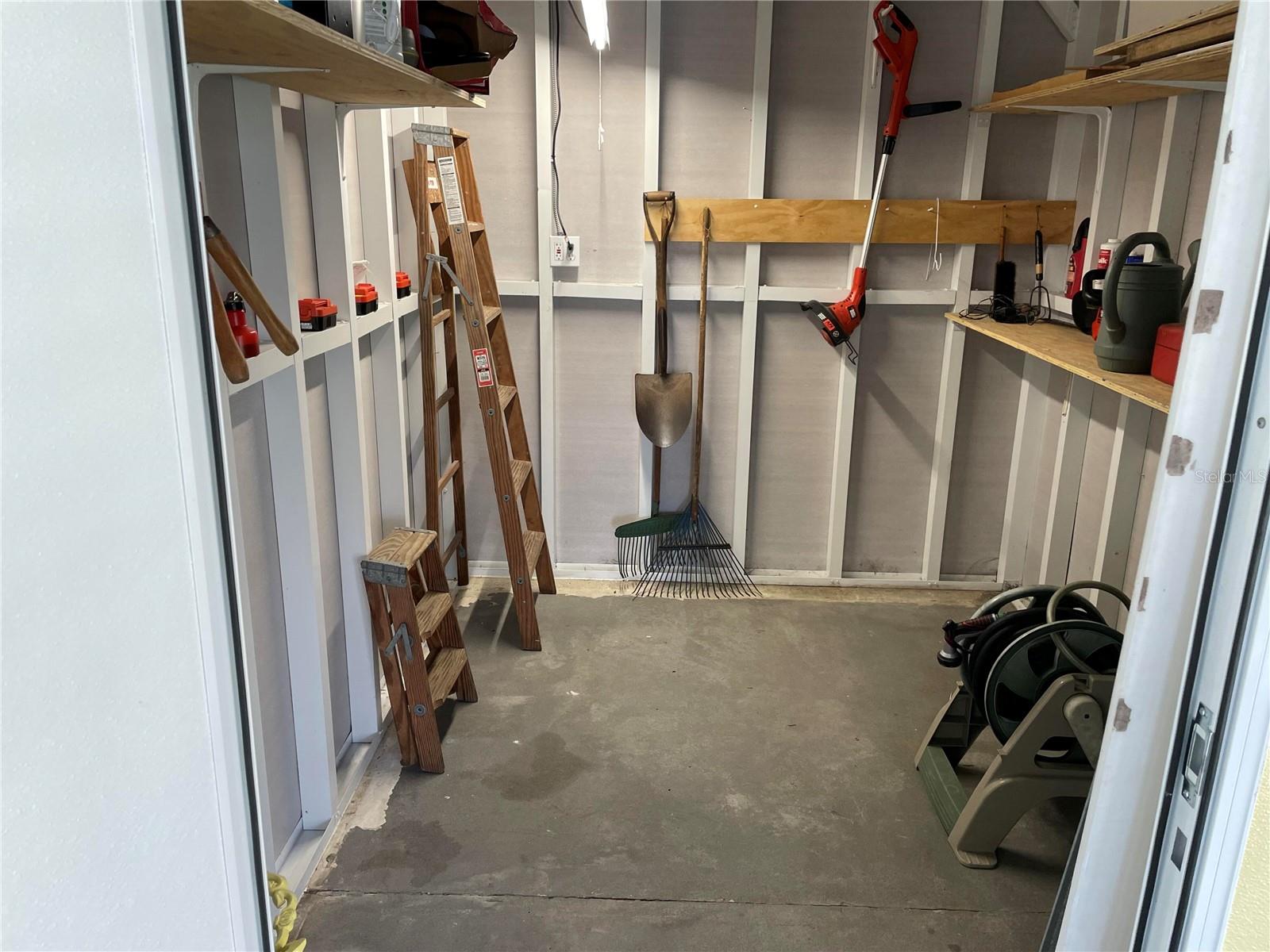 O6351371 Property Photo