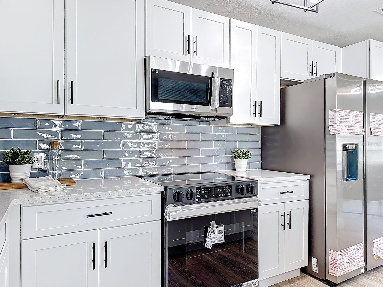 3223 N ORANGE AVE, ORLANDO, FL, 32803