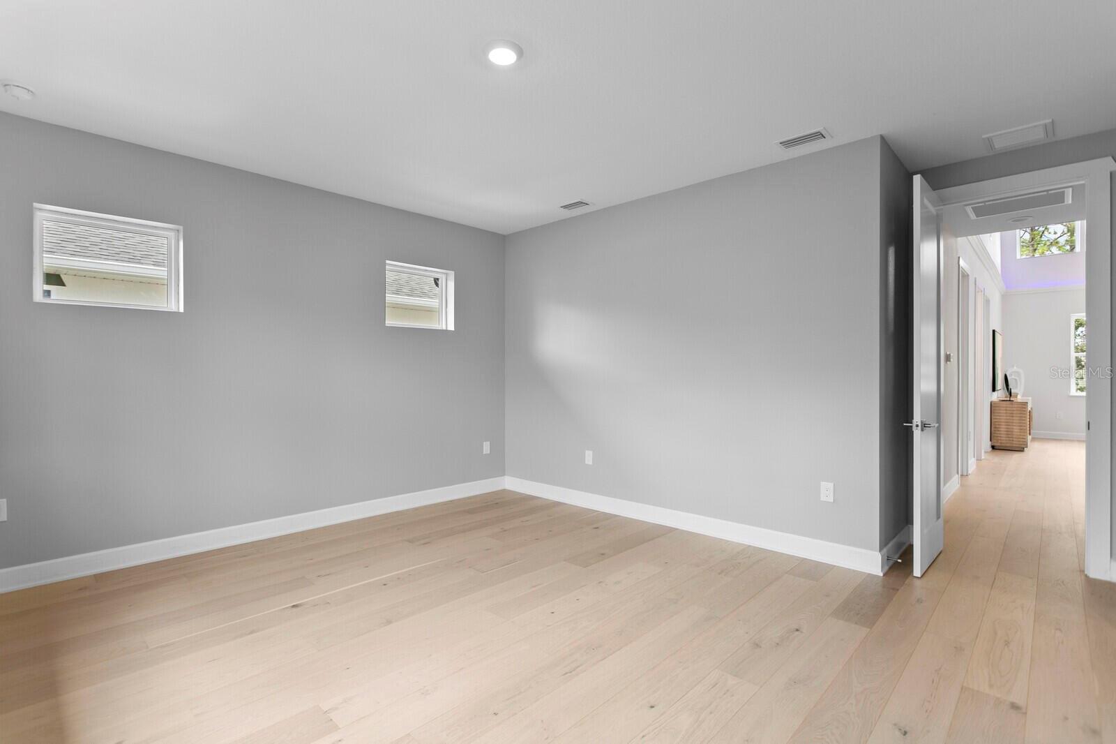 3308 W WYOMING AVE, TAMPA, FL, 33611