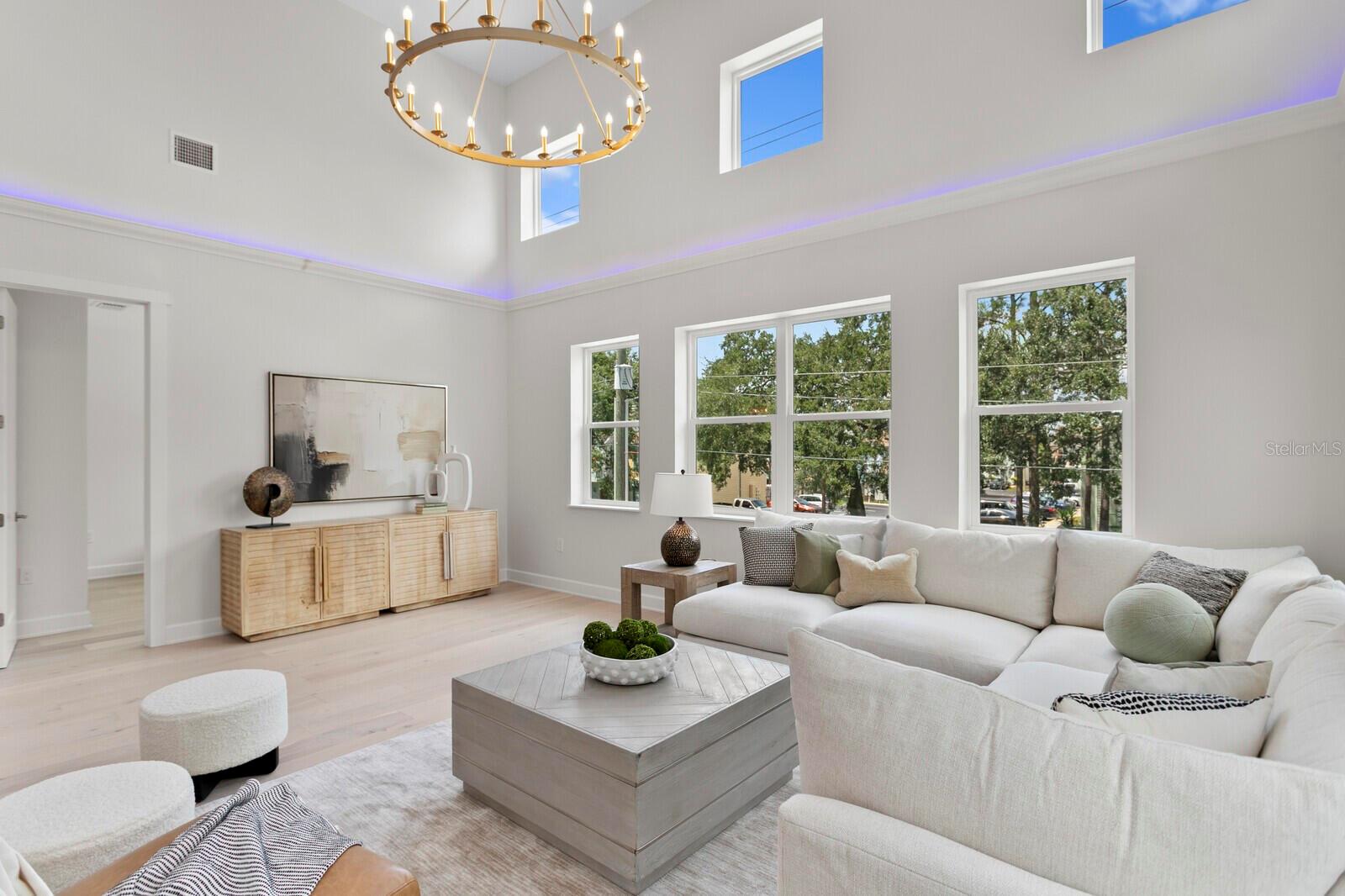 3308 W WYOMING AVE, TAMPA, FL, 33611