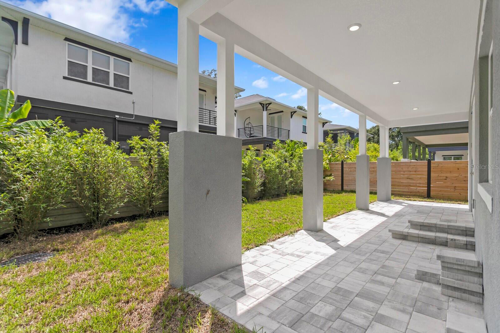 3308 W WYOMING AVE, TAMPA, FL, 33611