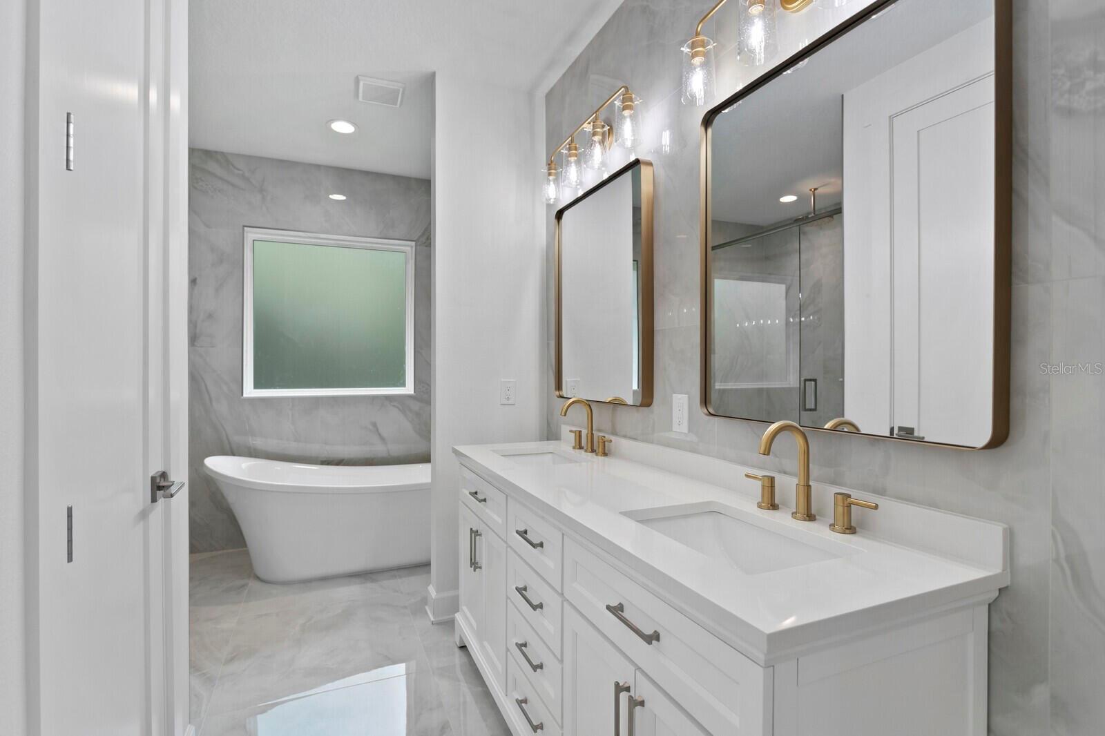 3308 W WYOMING AVE, TAMPA, FL, 33611