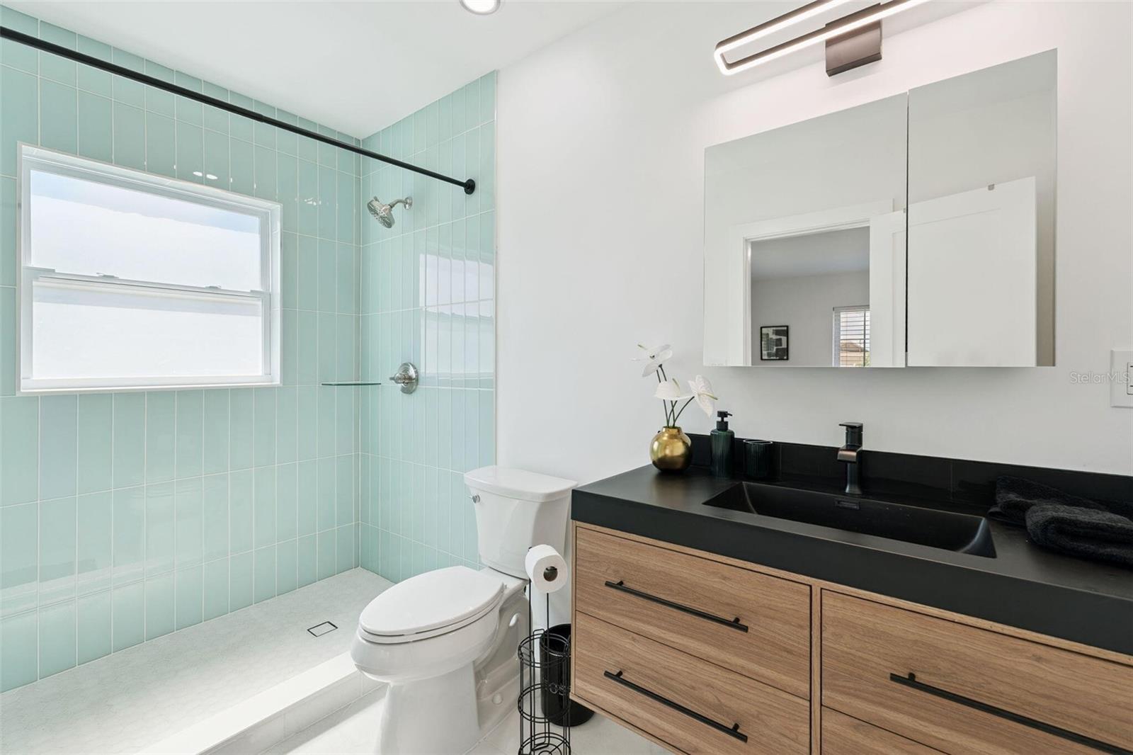 2335 TROPICAL SHORES DR SE, ST PETERSBURG, FL, 33705