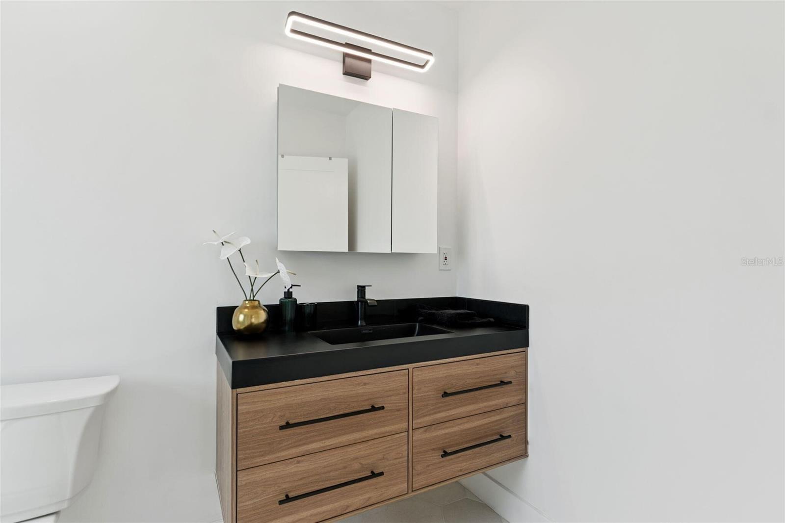 2335 TROPICAL SHORES DR SE, ST PETERSBURG, FL, 33705