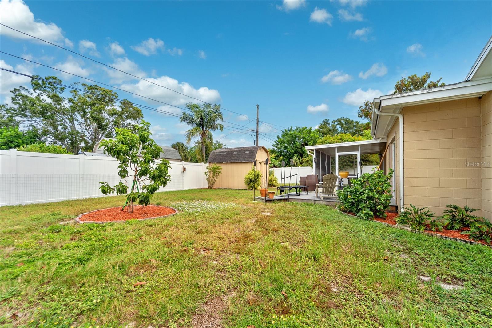 8593 LANTANA DR, SEMINOLE, FL, 33777