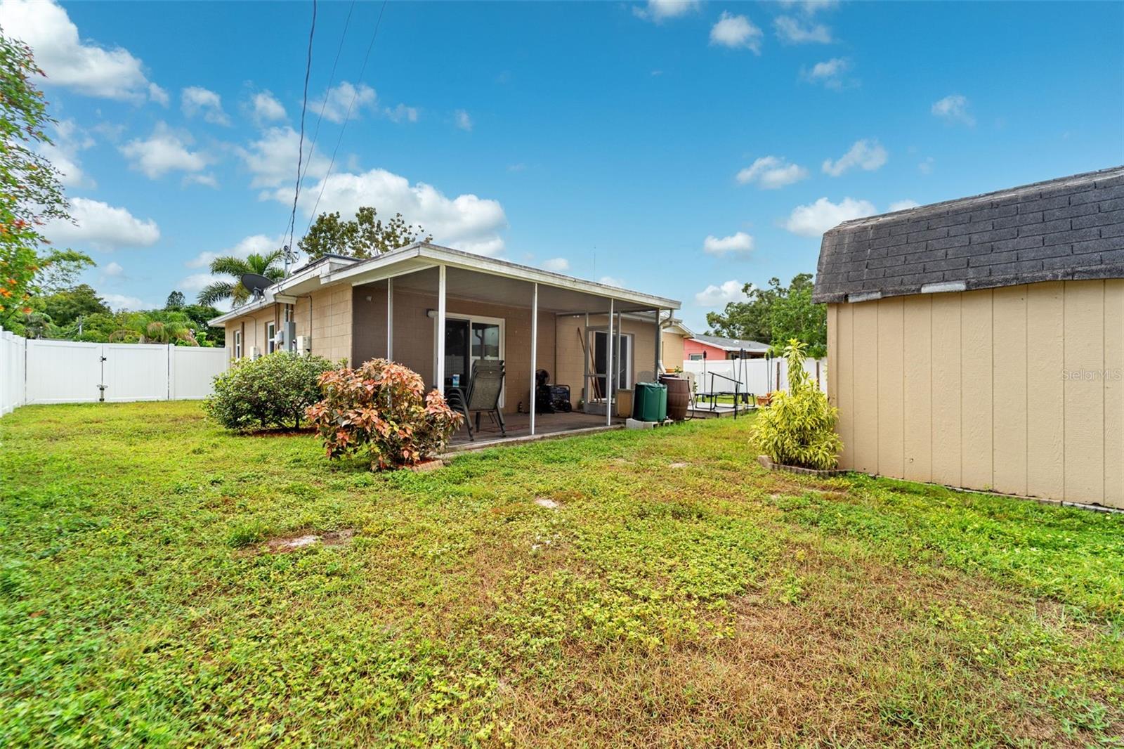 8593 LANTANA DR, SEMINOLE, FL, 33777