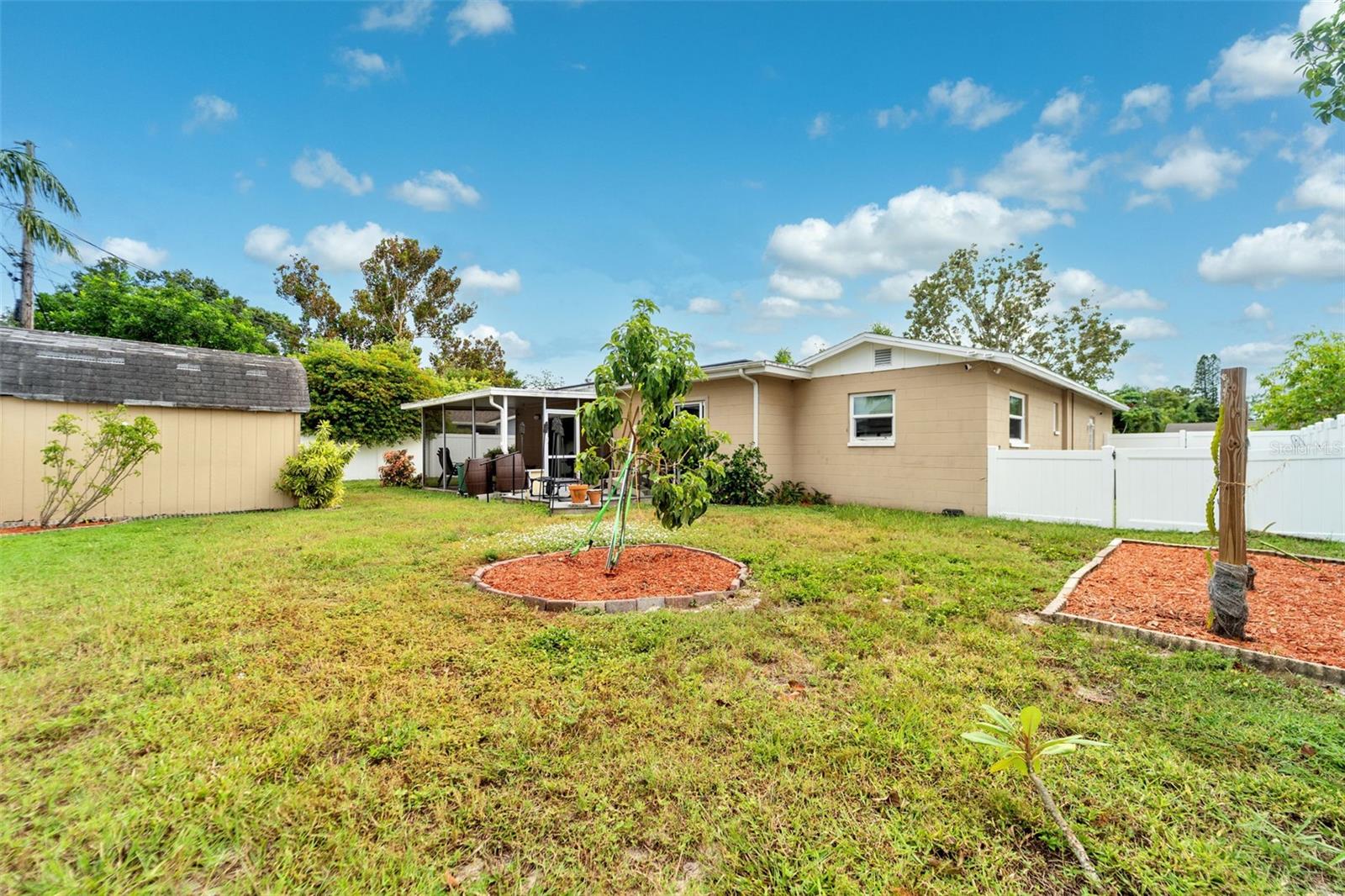8593 LANTANA DR, SEMINOLE, FL, 33777