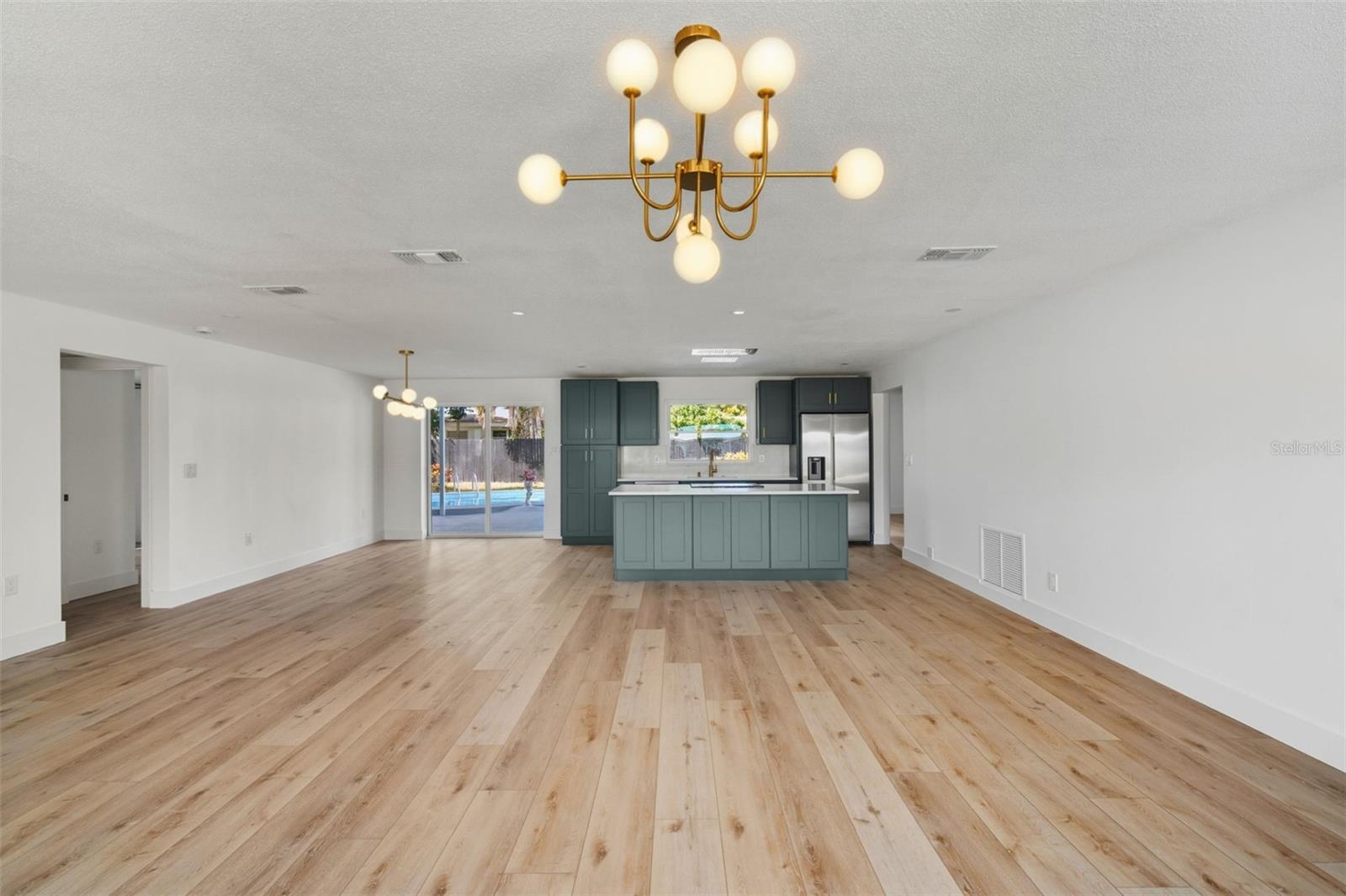 1938 FLORA RD, CLEARWATER, FL, 33755