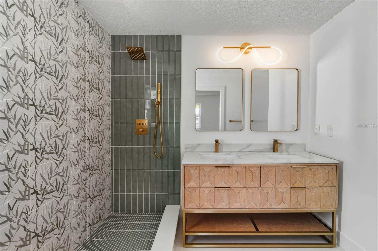 1938 FLORA RD, CLEARWATER, FL, 33755