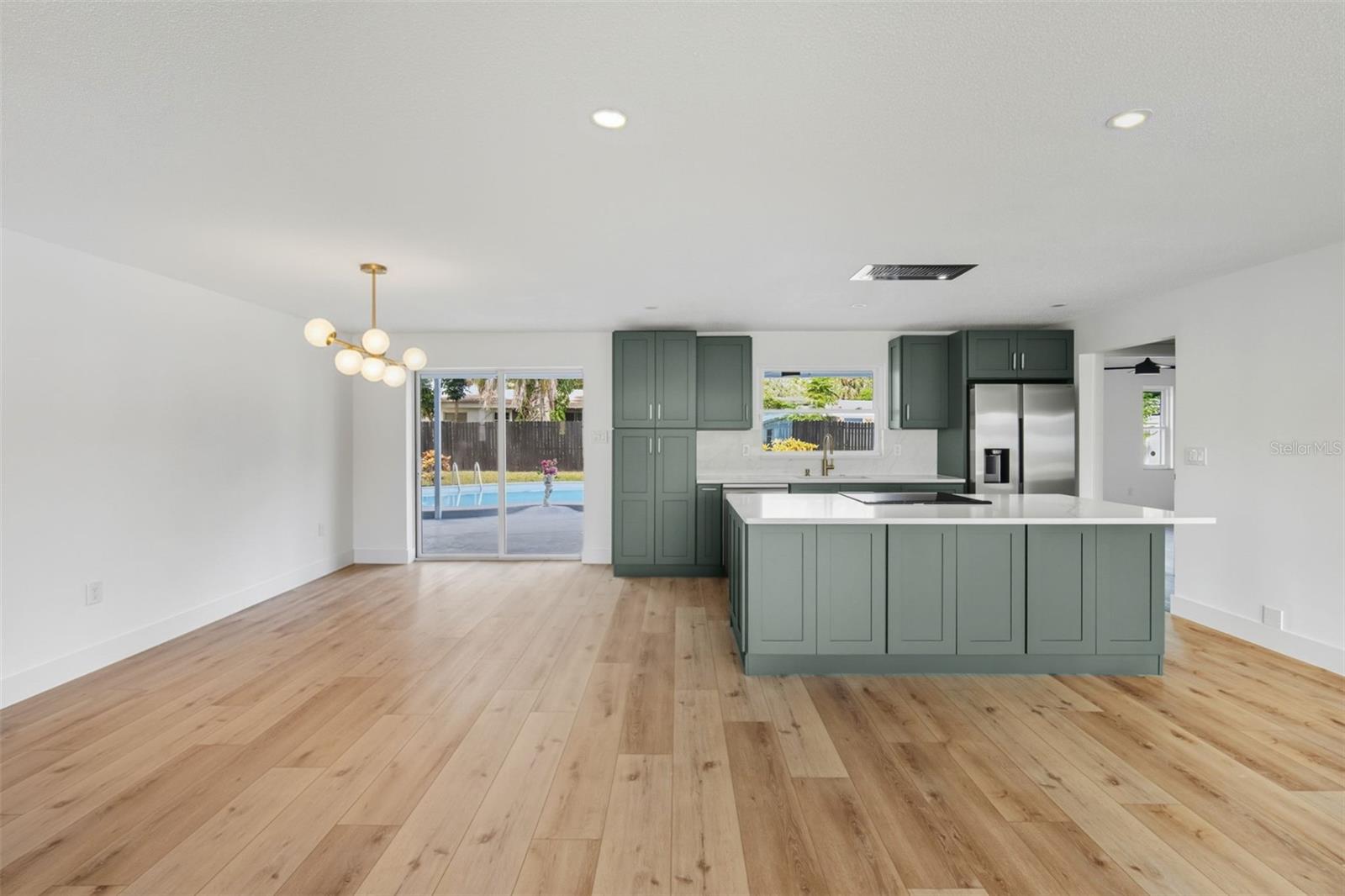 1938 FLORA RD, CLEARWATER, FL, 33755