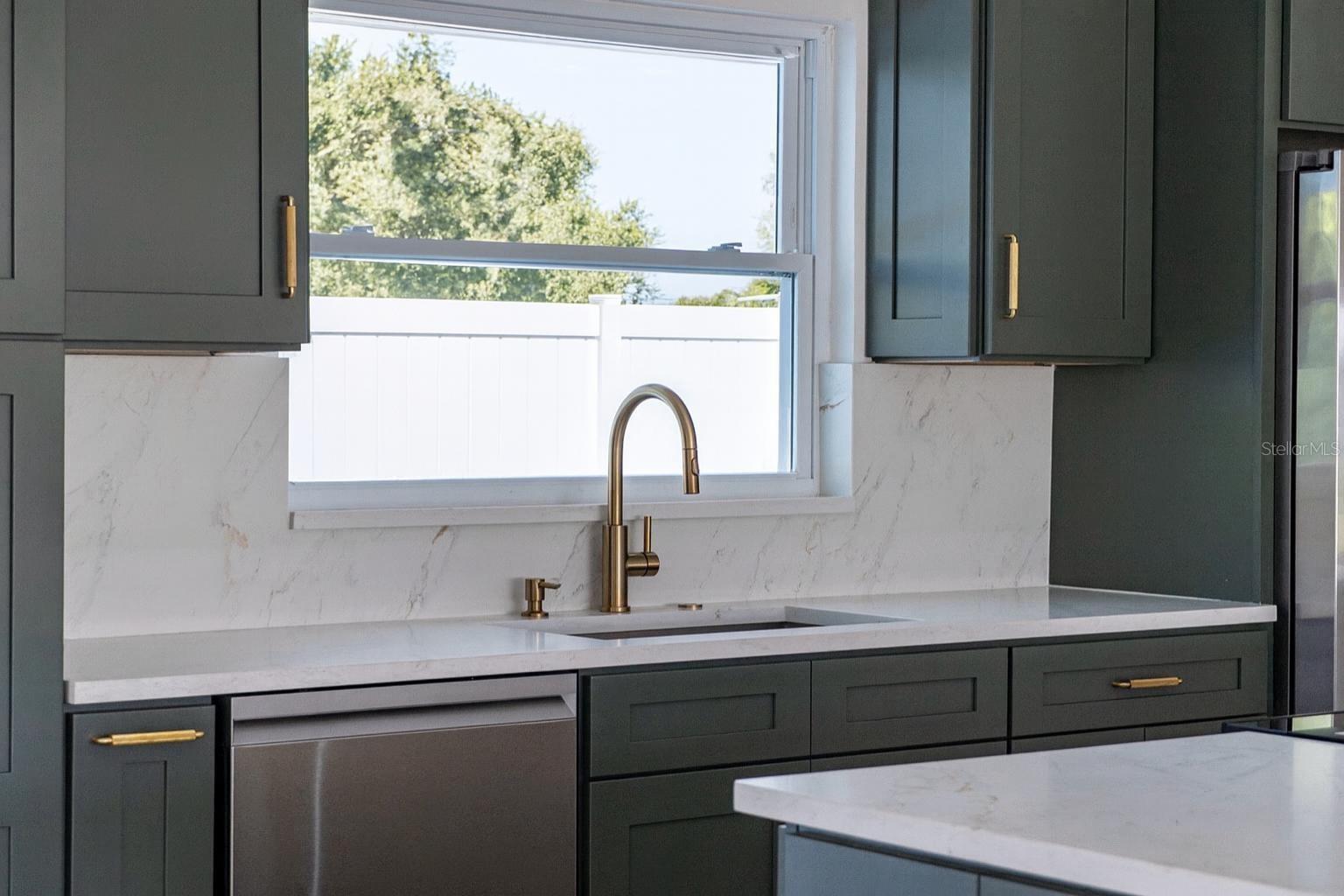 1938 FLORA RD, CLEARWATER, FL, 33755