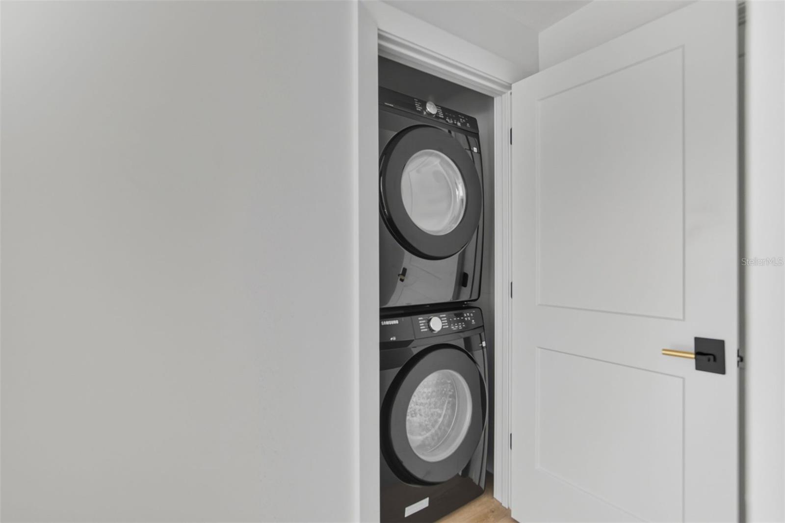 1938 FLORA RD, CLEARWATER, FL, 33755