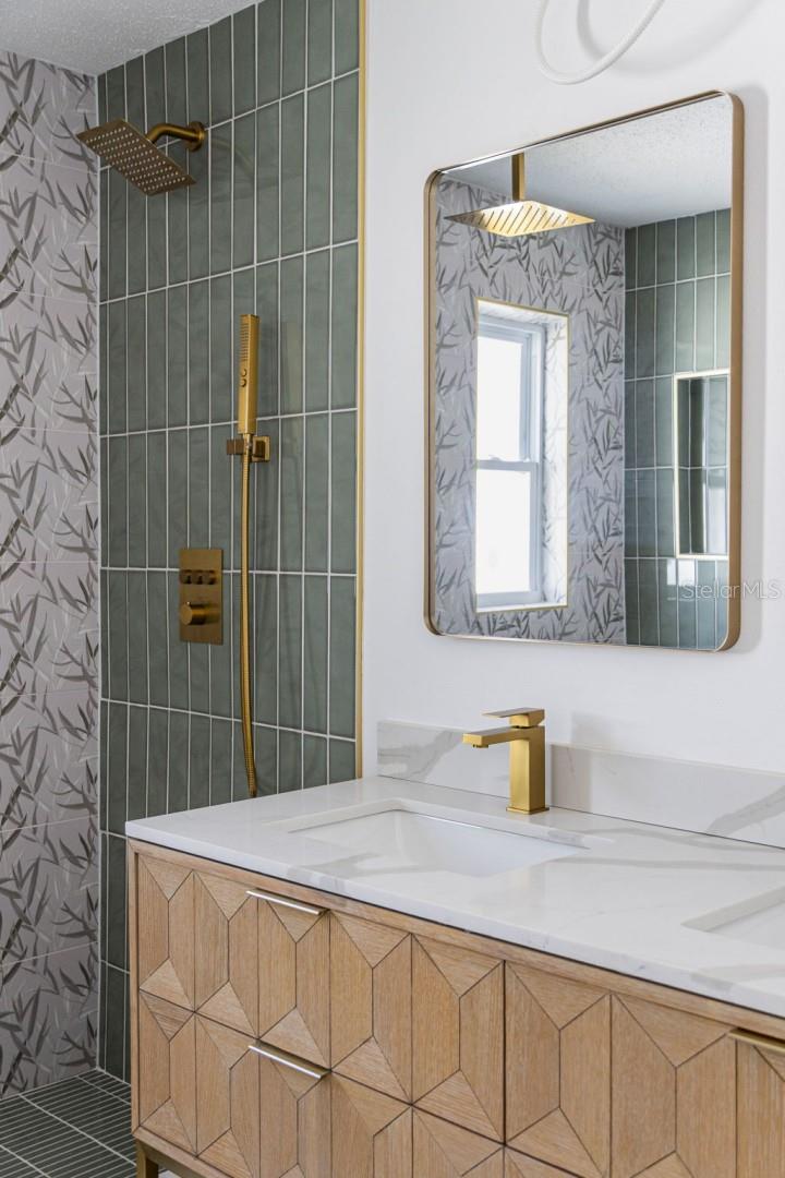 1938 FLORA RD, CLEARWATER, FL, 33755