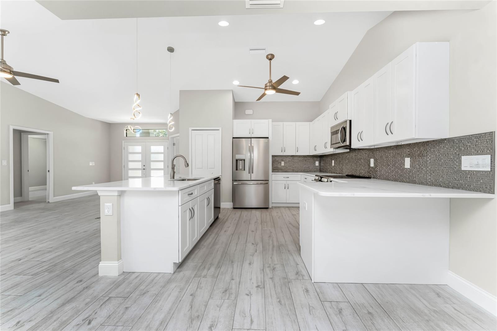 346 BARCELONA ST, PUNTA GORDA, FL, 33983