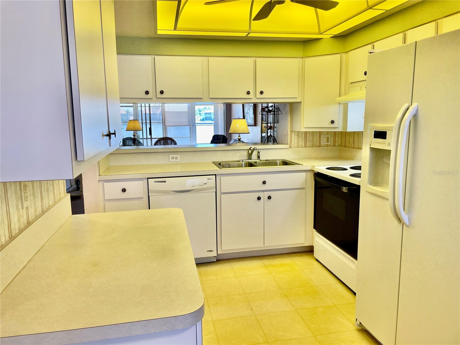 12144 SW EGRET CIR #1401, LAKE SUZY, FL, 34269