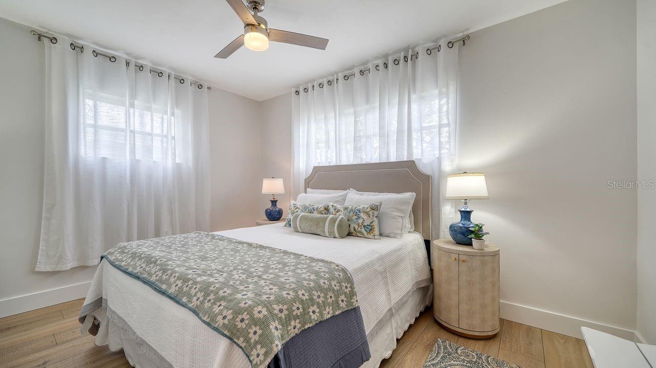 1633 RIDGEWOOD LN, SARASOTA, FL, 34231